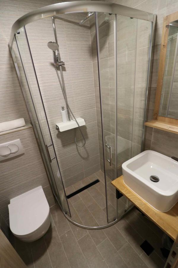 Forum Apartmani I Sobe Donji Miholjac エクステリア 写真